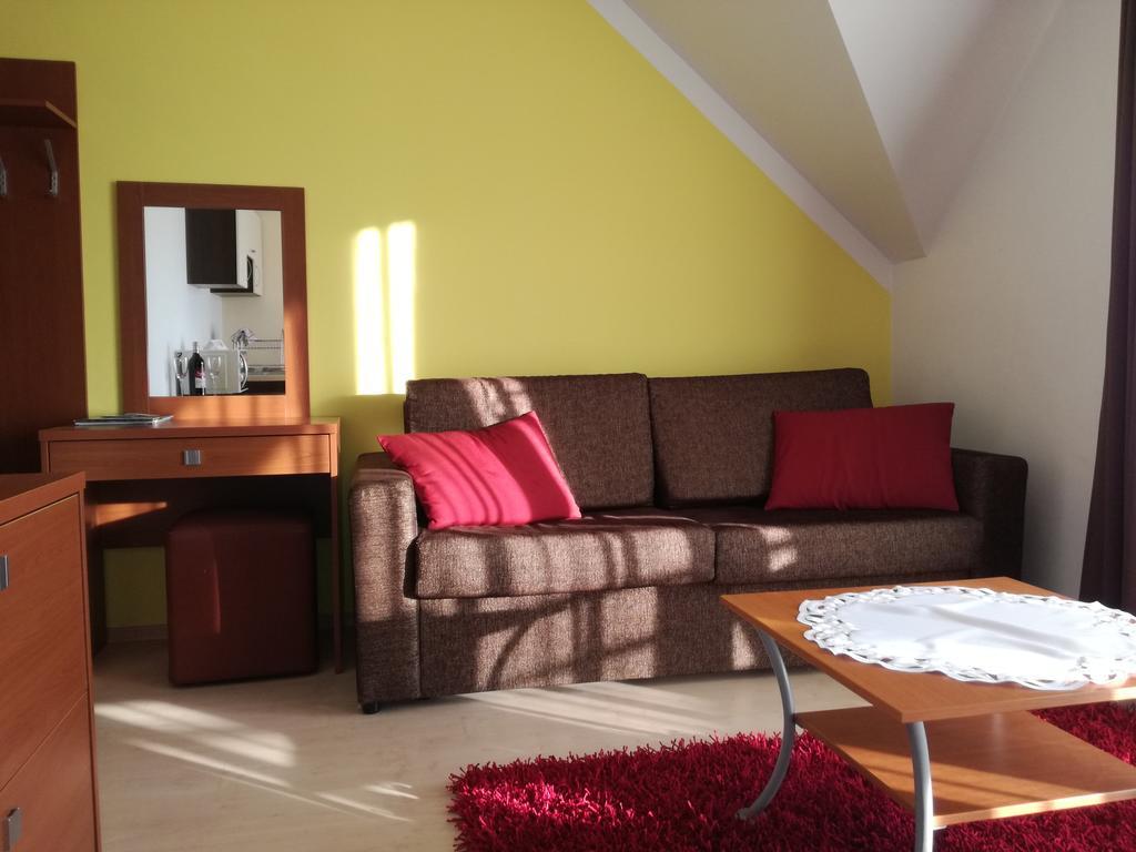 Luxury Apartment Bešeňová 外观 照片
